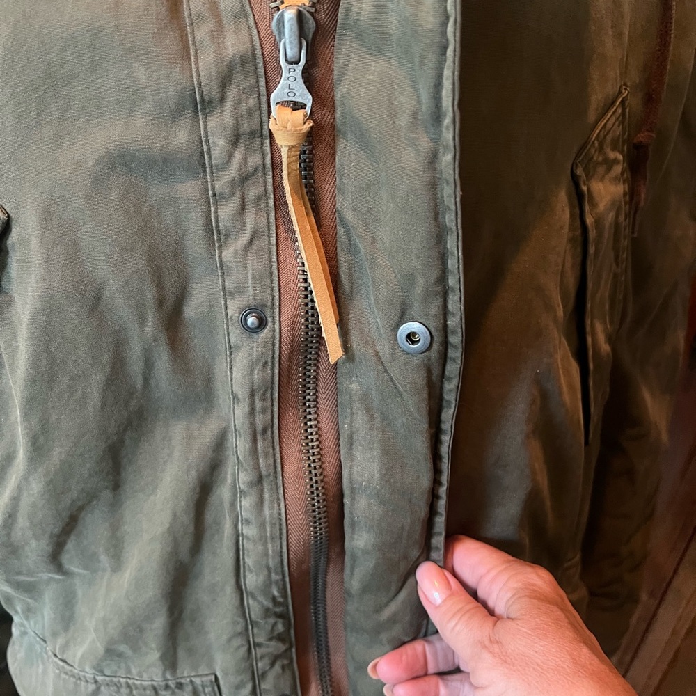 SOLD ——POLO By Ralph Lauren Down filled Khaki coat w a dyed lambskin fur collar. - Picture 9 of 13